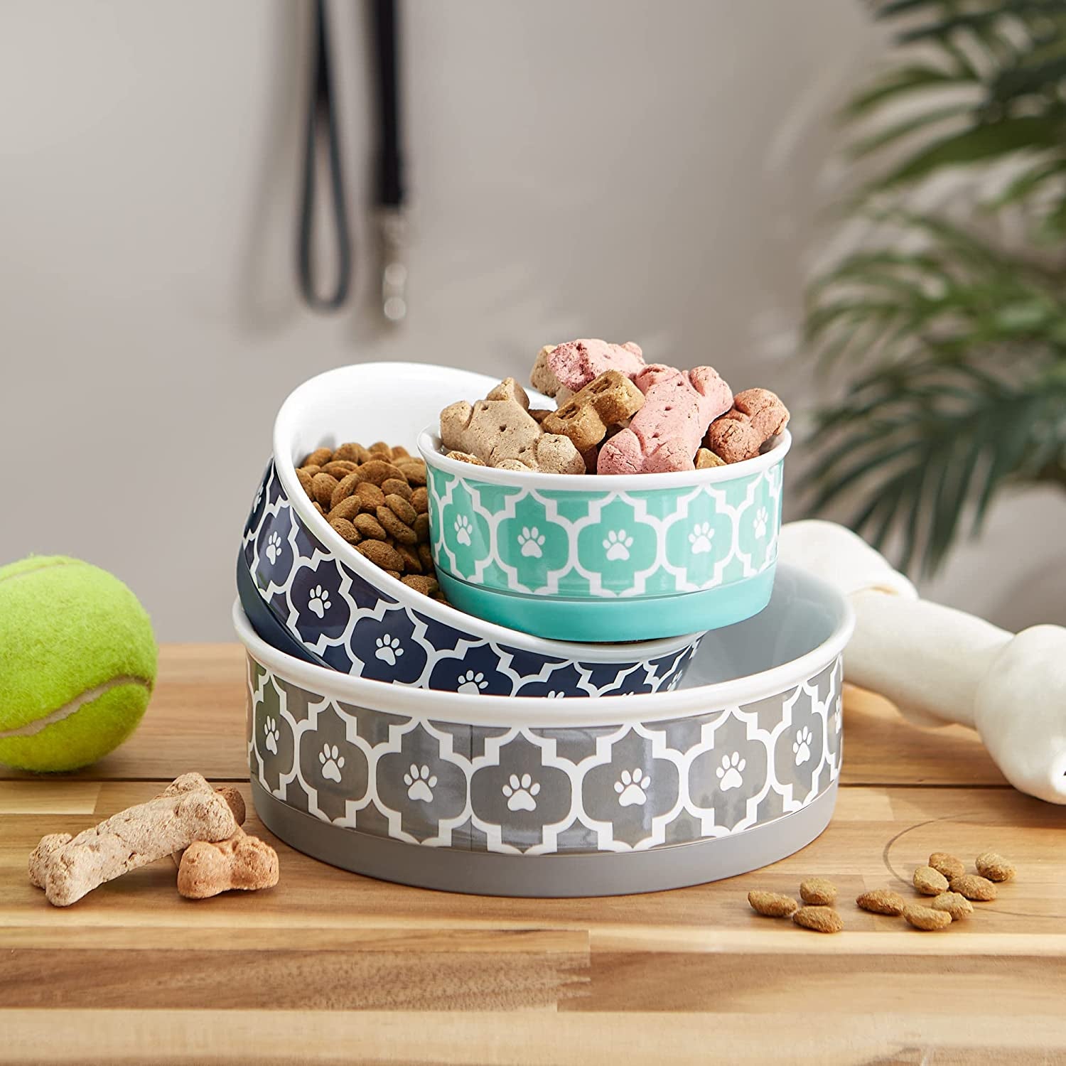 Lattice Collection Ceramic Pet Bowls – Non-Slip Food & Water Dish Set (2 Pack, Gray)